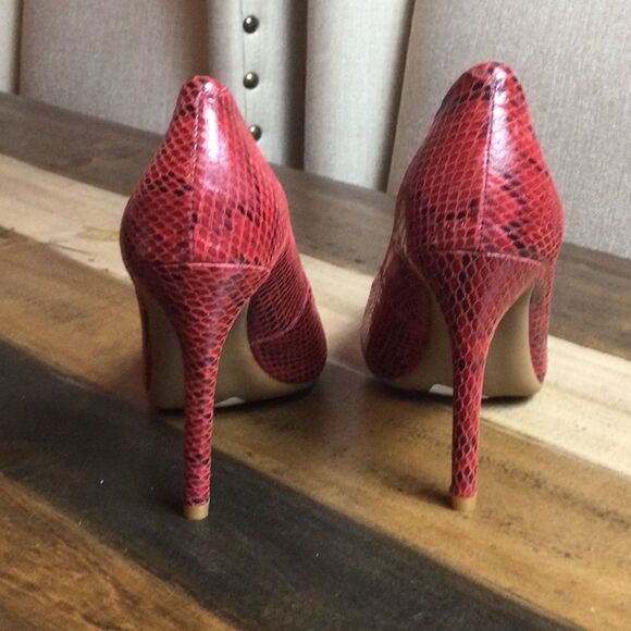 Gianni BINI Snake Skin Pumps/Stilettos - Picture 4 of 6